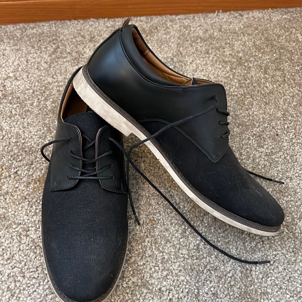 Mens size 8 black dress shoes, Parker and Sky brand, excellent used condition